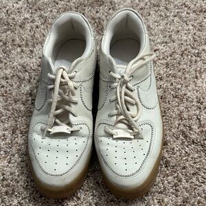 Nike Air Force 1 Sage Low Beige Gum Size 9